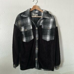 Charlie Paige Teddy and Plaid Shacket in Gray Black White Sz S